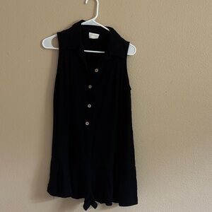 Black Sleeveless Button-Up Top